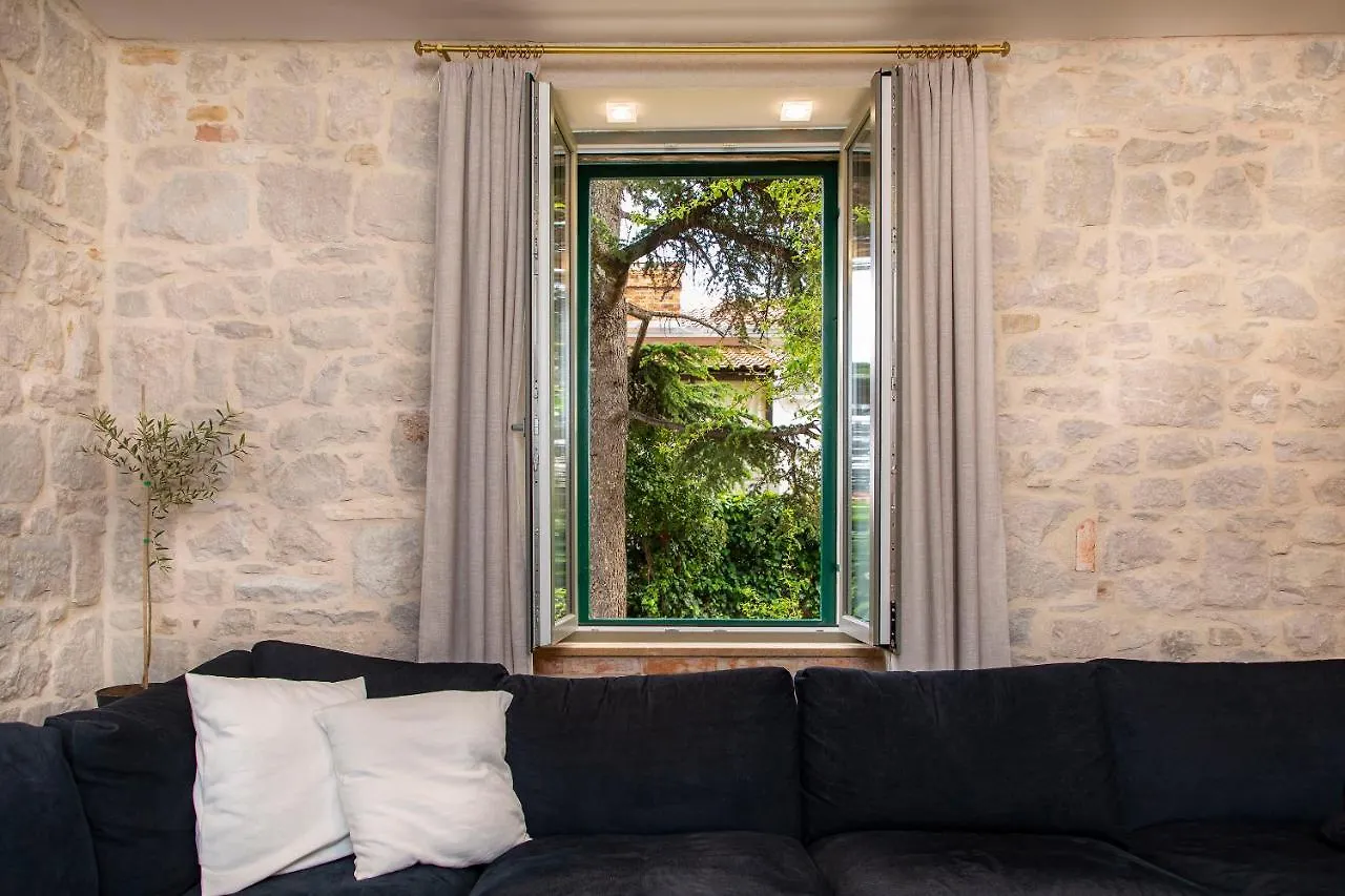 Adora Luxury Apartment Split 0*,